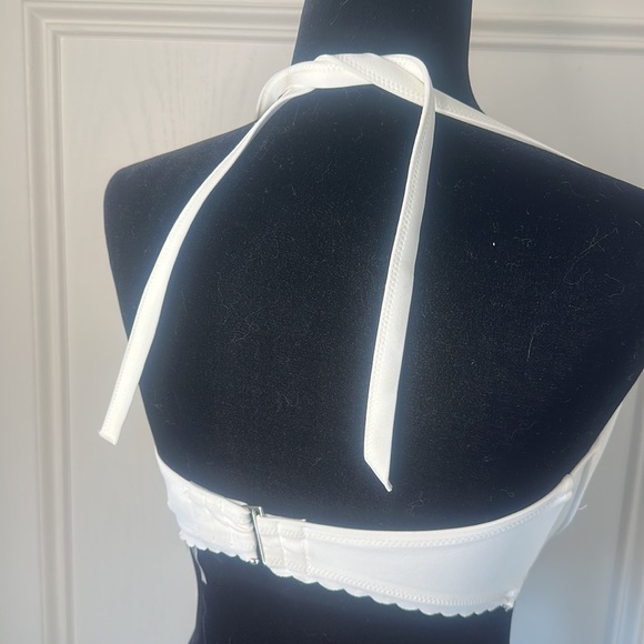 Three bikini tops - Picture 10 of 11